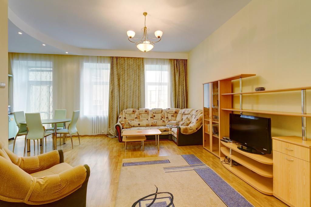 艾米达吉stn公寓 聖彼得堡 客房 照片
